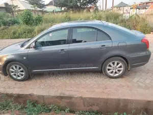 Toyota Avensis 2007 Silver