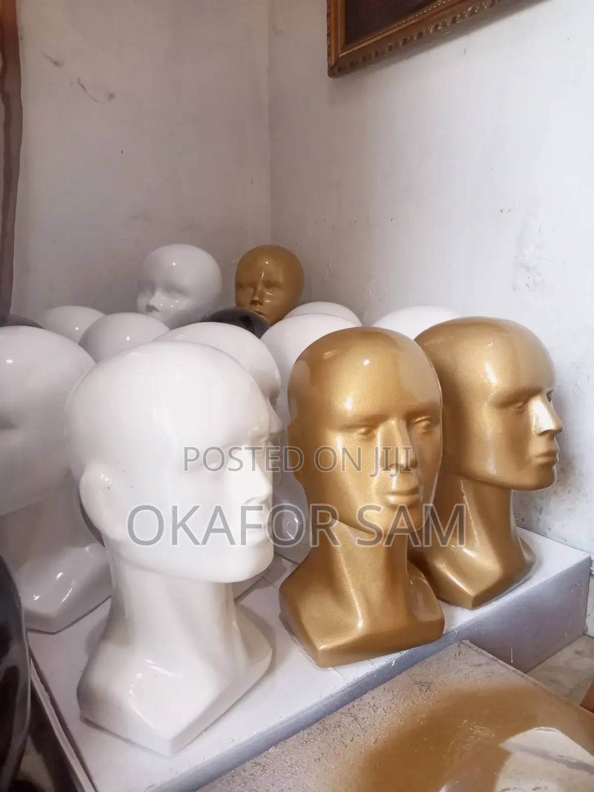 Mannequin for Sampling, Men Cap or Eye Glasses