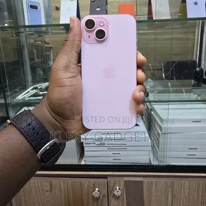Apple iPhone 15 128 GB Pink