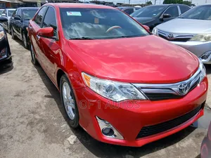 Toyota Camry LE 4dr Sedan (2.5L 4cyl 6A) 2012 Red