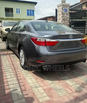 Lexus ES 2013 Gray