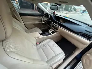 Lexus ES 350 FWD 2013 Blue