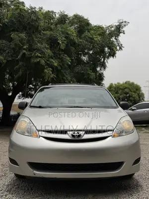 Toyota Sienna CE FWD 2007 Silver