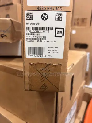 New Laptop HP 240 8GB Intel Core 3 SSD 512GB