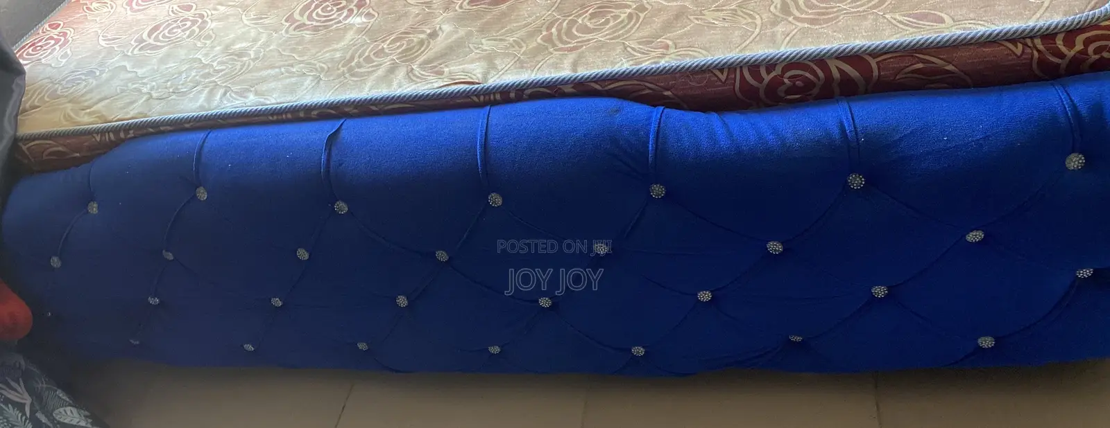 Bedframe and Bed