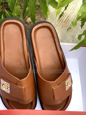 Arfeem Leather Planet