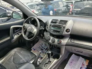 Toyota RAV4 3.5 Sport 4x4 2010 Gray