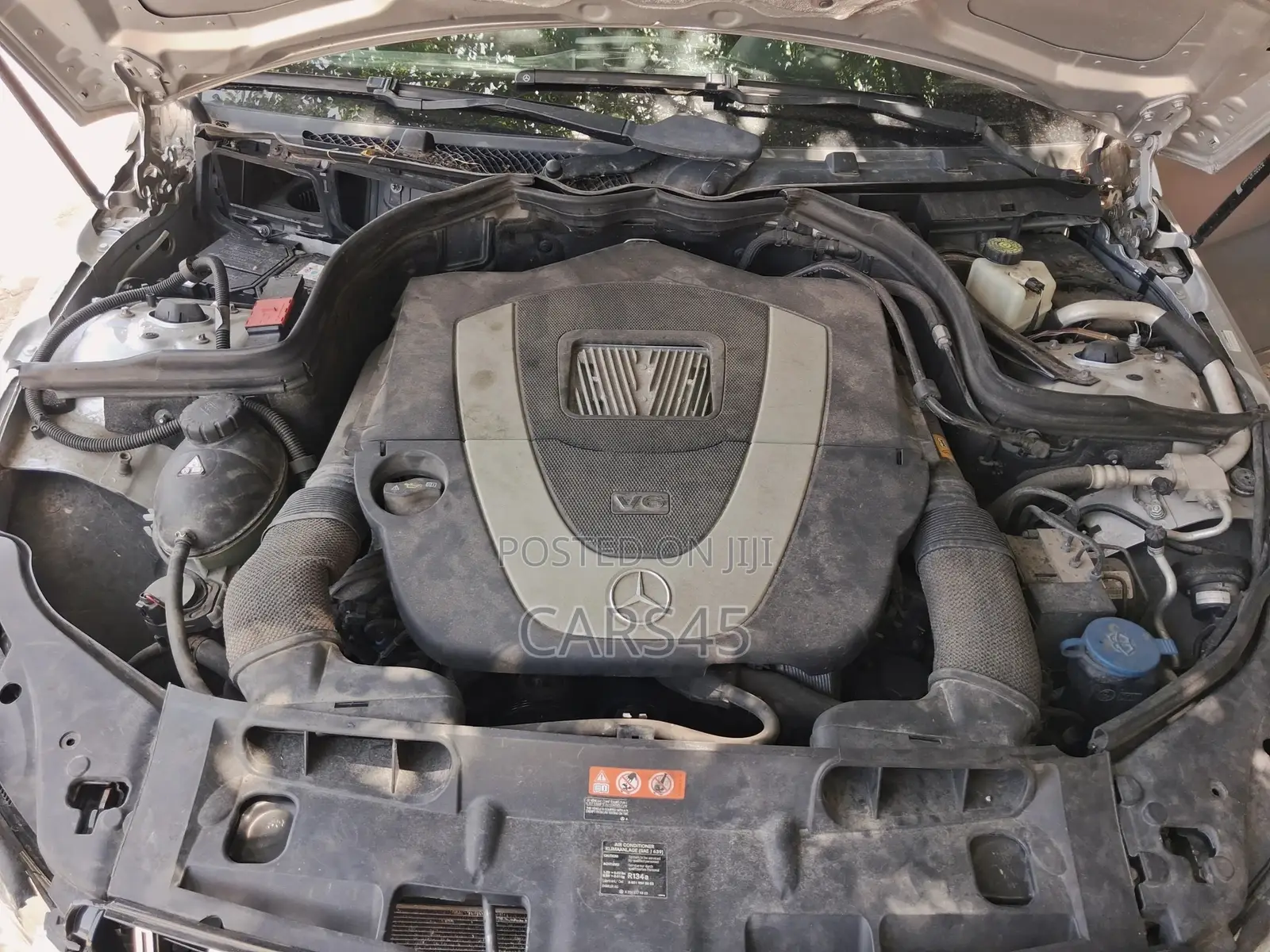 Mercedes-Benz C250 2011 Silver