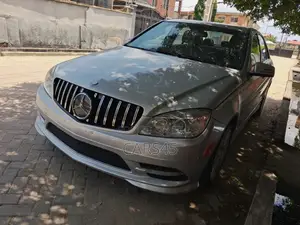 Mercedes-Benz C250 2011 Silver