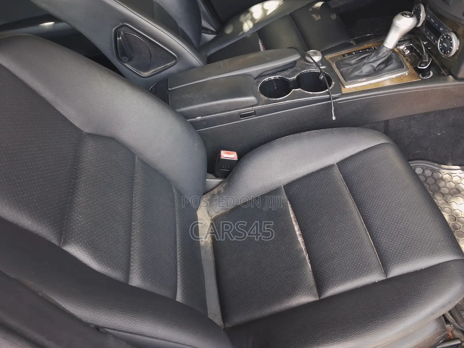 Mercedes-Benz C250 2011 Silver