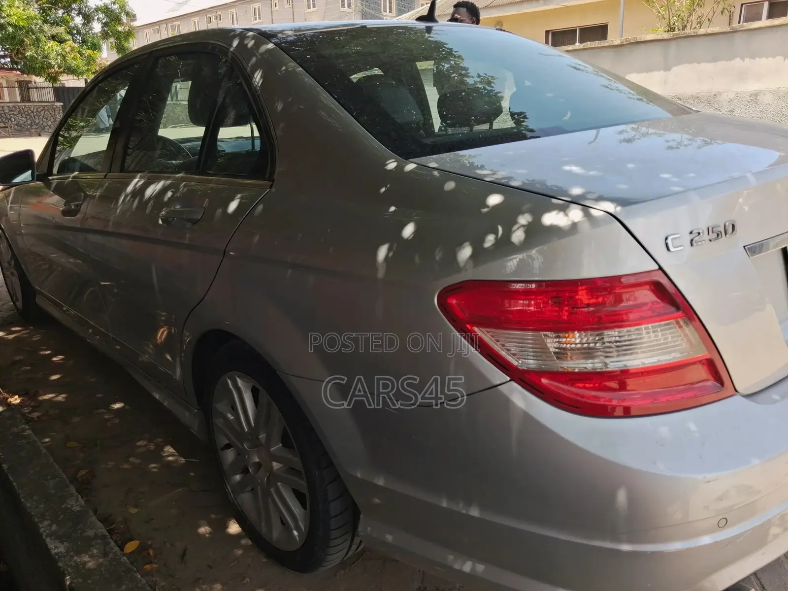 Mercedes-Benz C250 2011 Silver