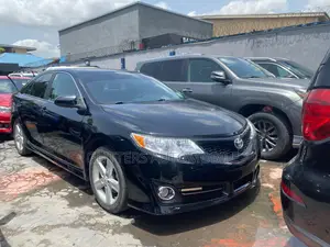 Toyota Camry SE 4dr Sedan (2.5L 4cyl 6A) 2014 Black