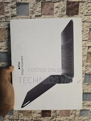 iPad Magic Keyboard for iPad Pro 11 (2024)