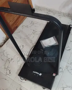 2.0 Hp Electric Mini Treadmill/ Walking Pad