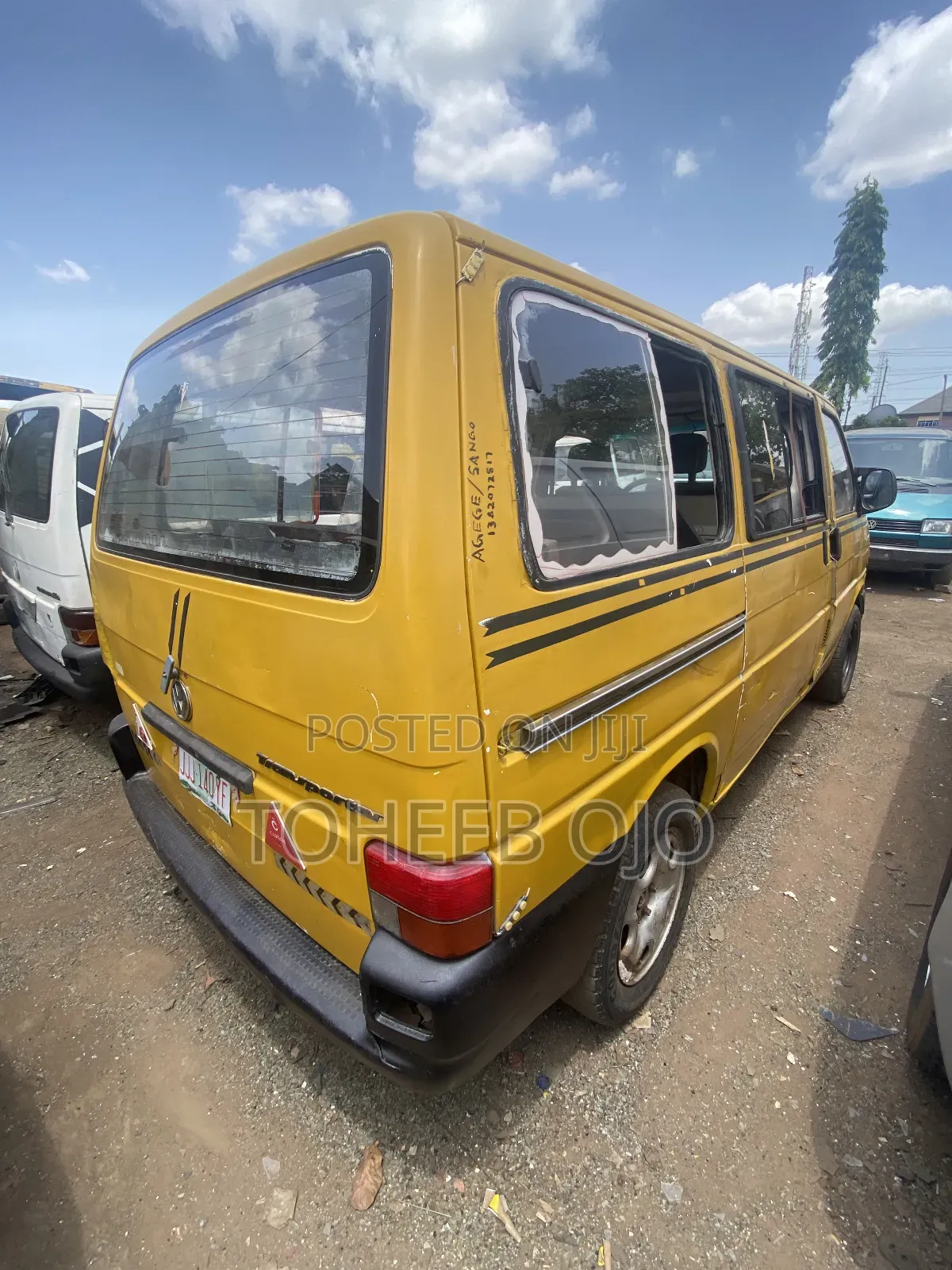 Volkswagen Transporter 1983 Yellow