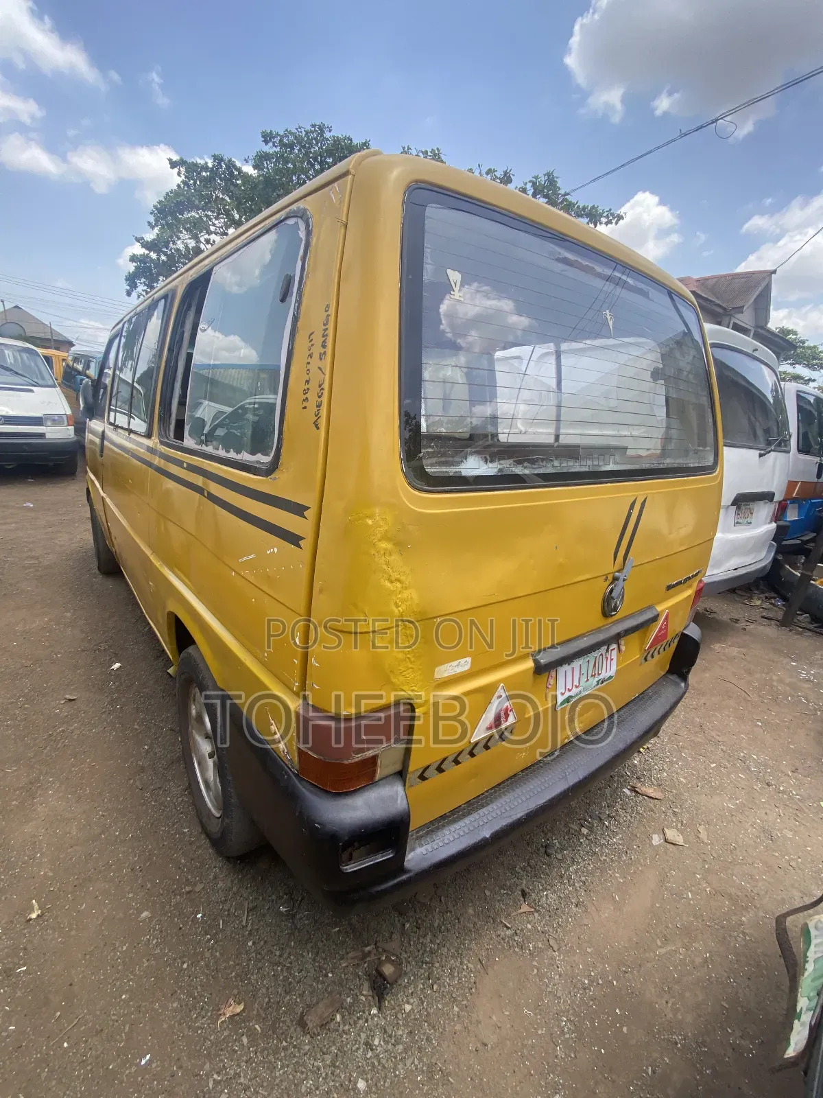 Volkswagen Transporter 1983 Yellow