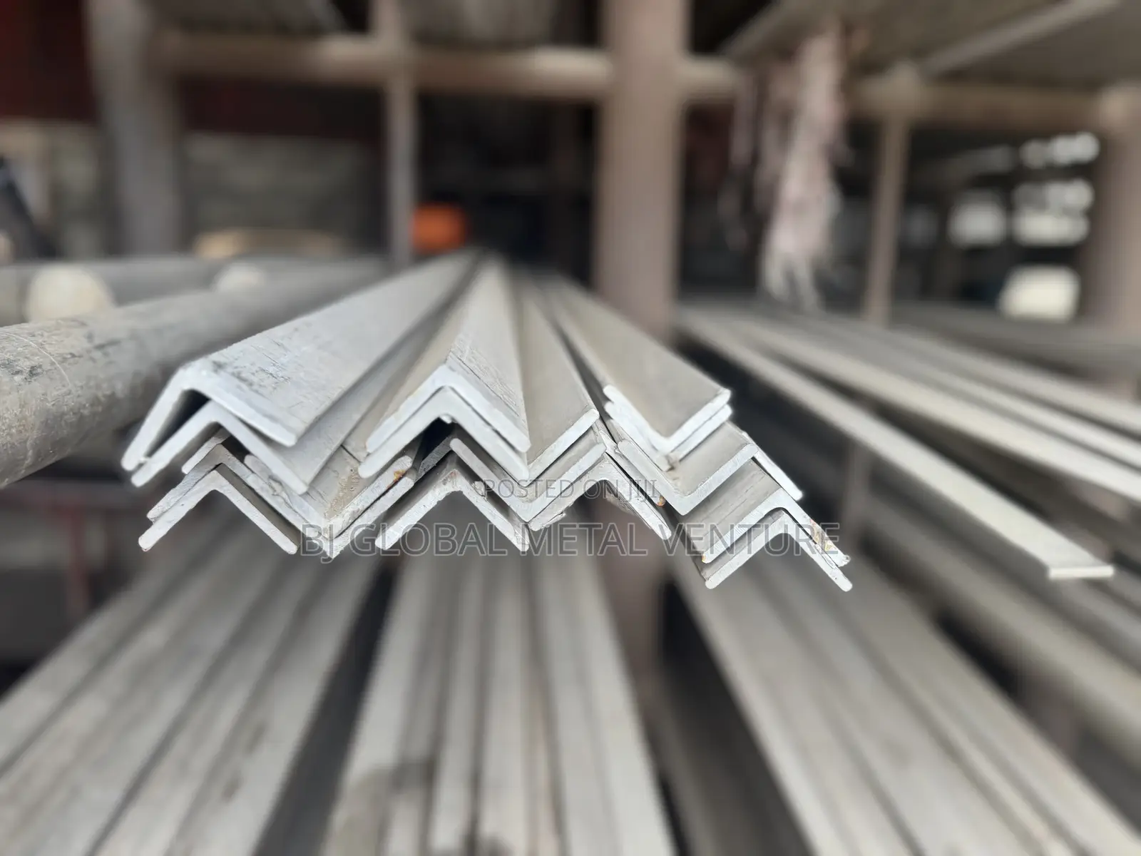 Stainless Steel Angle Iron Grade 304