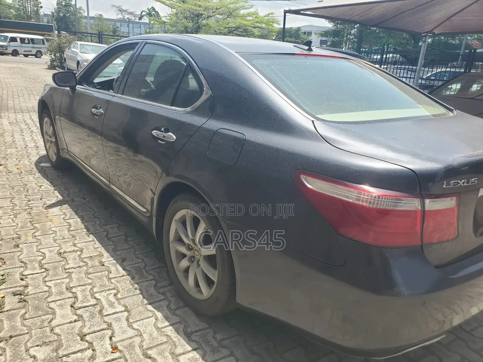 Lexus LS 460 AWD 2009 Gray