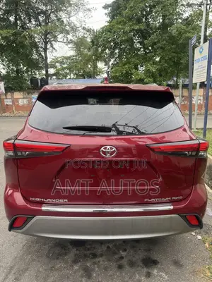 Toyota Highlander Platinum 2021 Red
