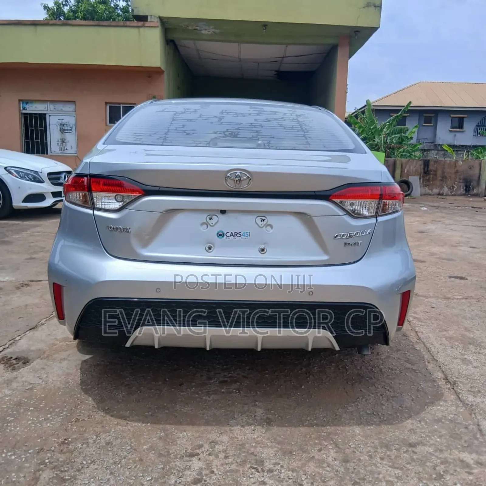 Toyota Corolla LE 2023 Silver