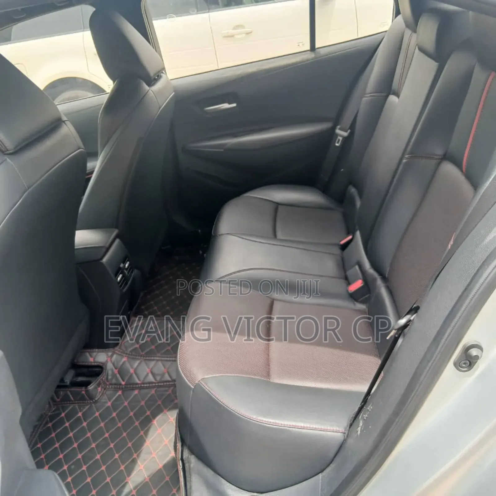 Toyota Corolla LE 2023 Silver