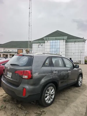 Kia Sorento 4dr SUV 2016 Gray
