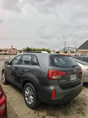 Kia Sorento 4dr SUV 2016 Gray