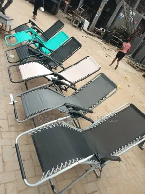 Zero Gravity Reclining Lounge Chairs,
