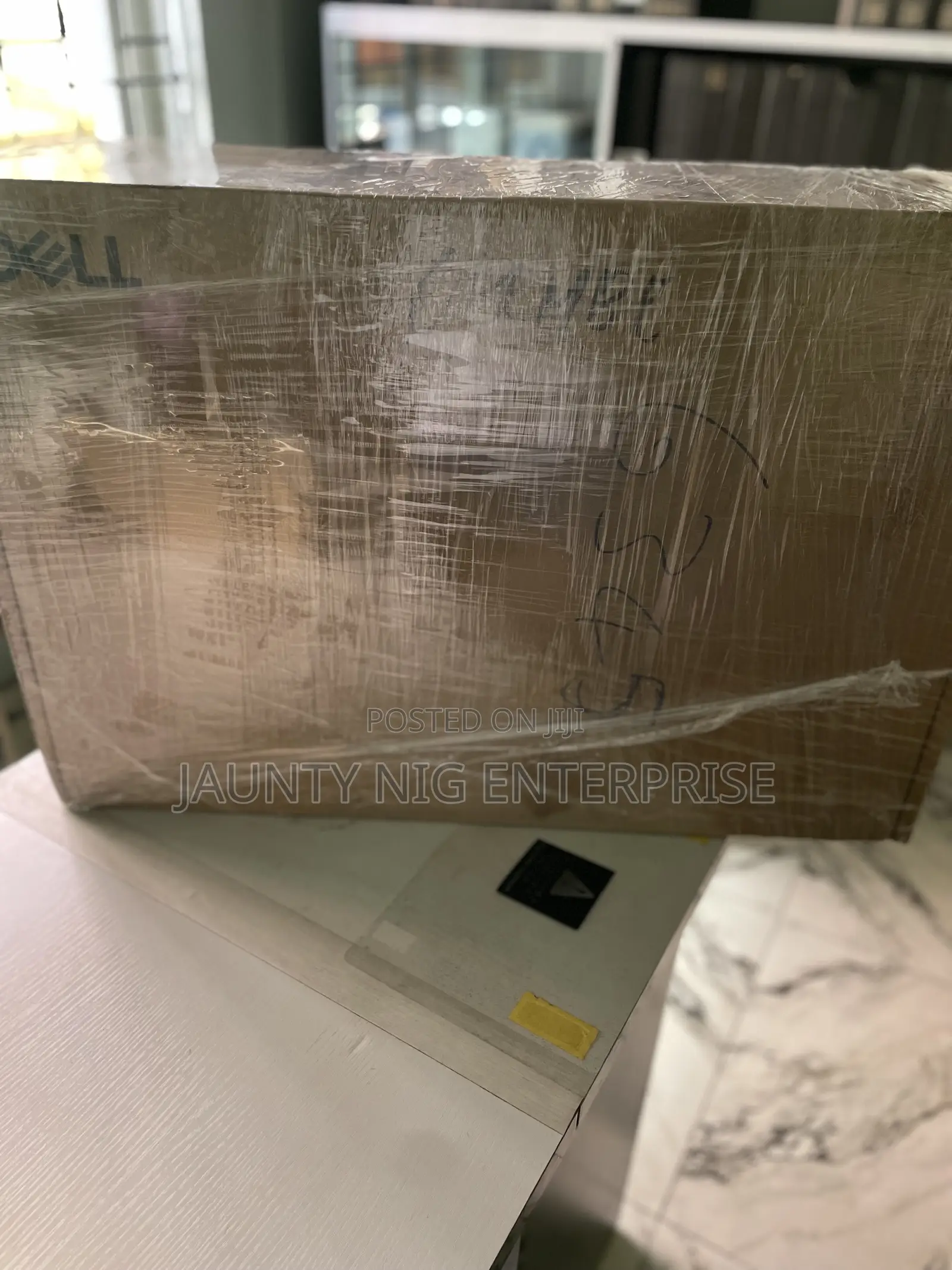 New Dell Inspiron 27 All-in-One 32GB Intel Core 7 SSD 1T