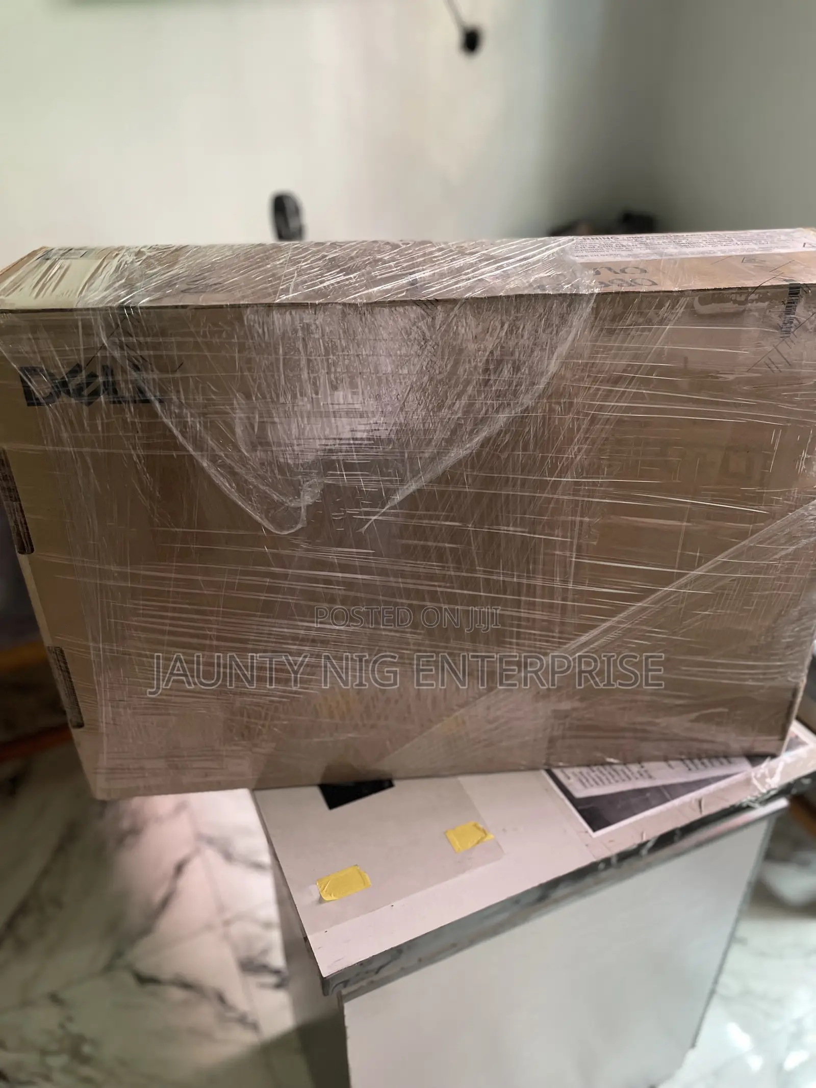 New Dell Inspiron 27 All-in-One 32GB Intel Core 7 SSD 1T