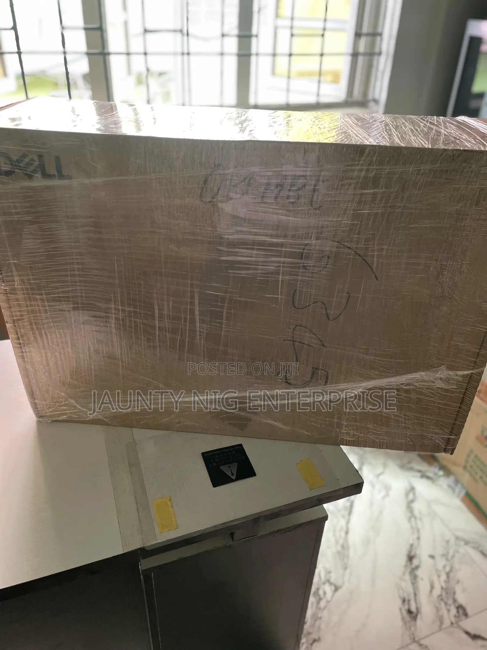 New Dell Inspiron 27 All-in-One 32GB Intel Core 7 SSD 1T