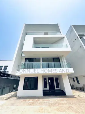 6bdrm Duplex in Banana Island for sale