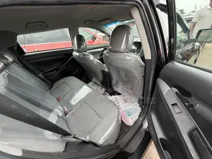 Toyota Matrix S Hatchback AWD (2.4L 4cyl 4A) 2012 Black