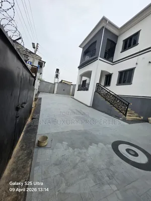 5bdrm Duplex in Diamond City Royale, Lugbe District for rent