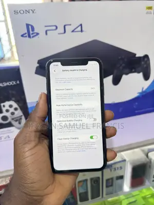 Apple iPhone 11 64 GB Black