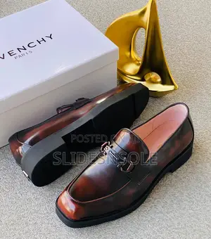Luxury Givenchy Cover Shoe