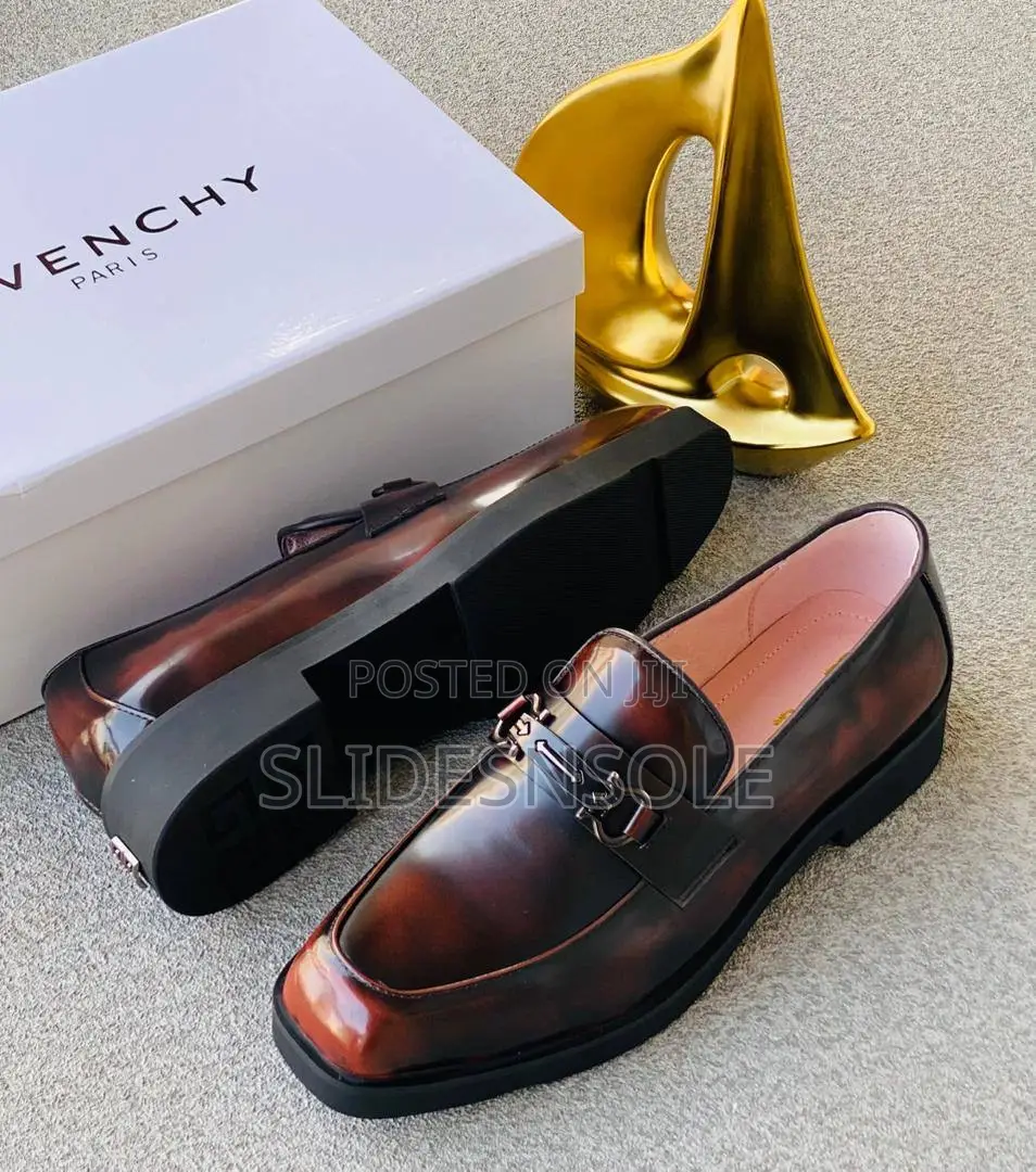 Luxury Givenchy Cover Shoe
