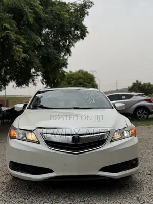 Acura ILX w/Premium Package (2.4L 4cyl 6M) 2013 White