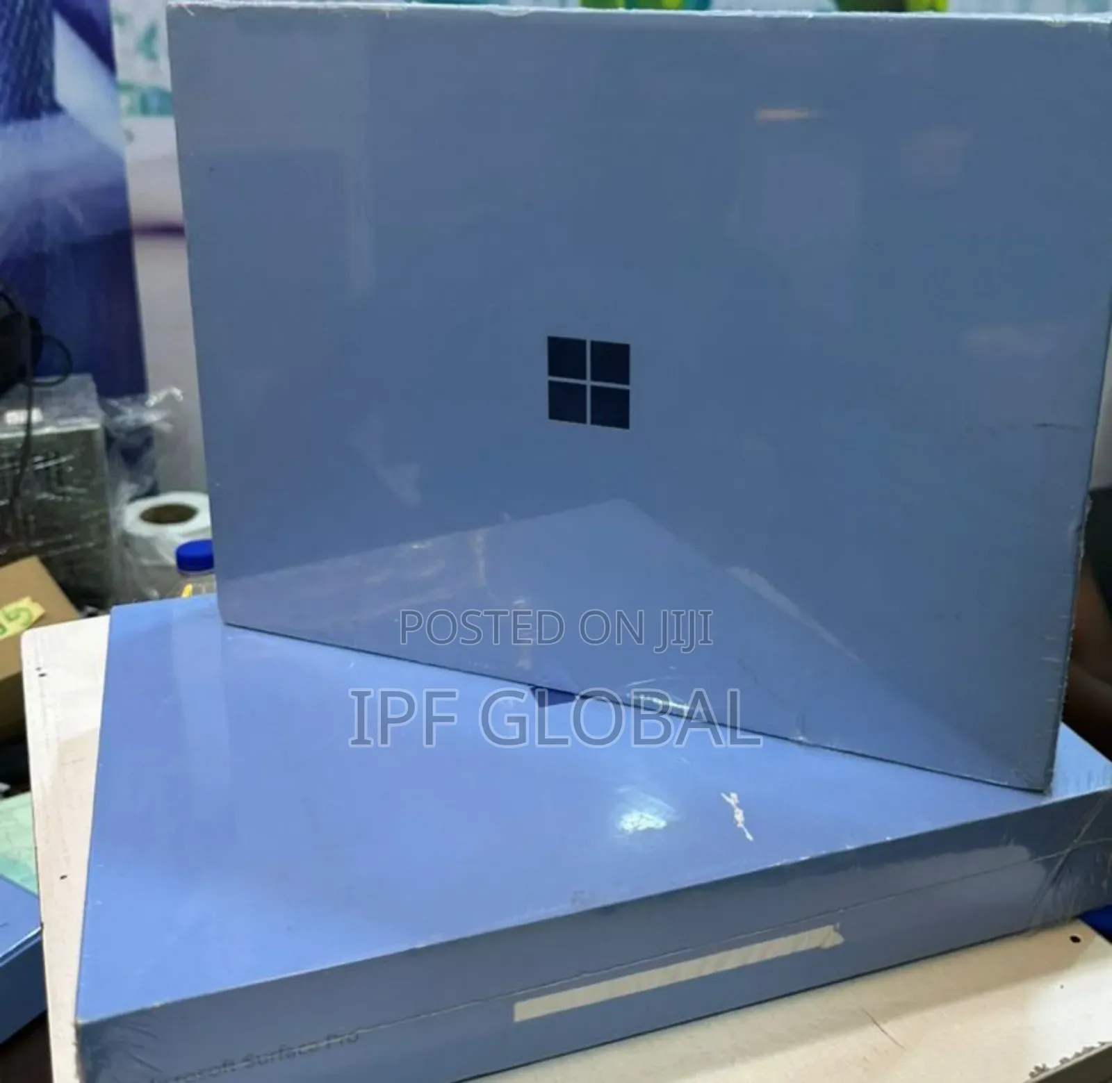New Microsoft Surface Pro 11th Edition, a Copilot+ PC 16GB SSD 512GB