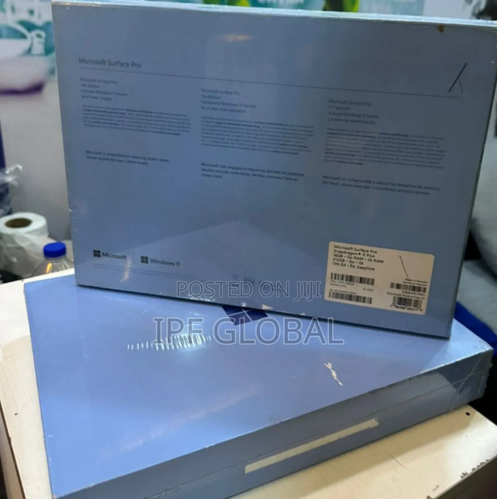 New Microsoft Surface Pro 11th Edition, a Copilot+ PC 16GB SSD 512GB