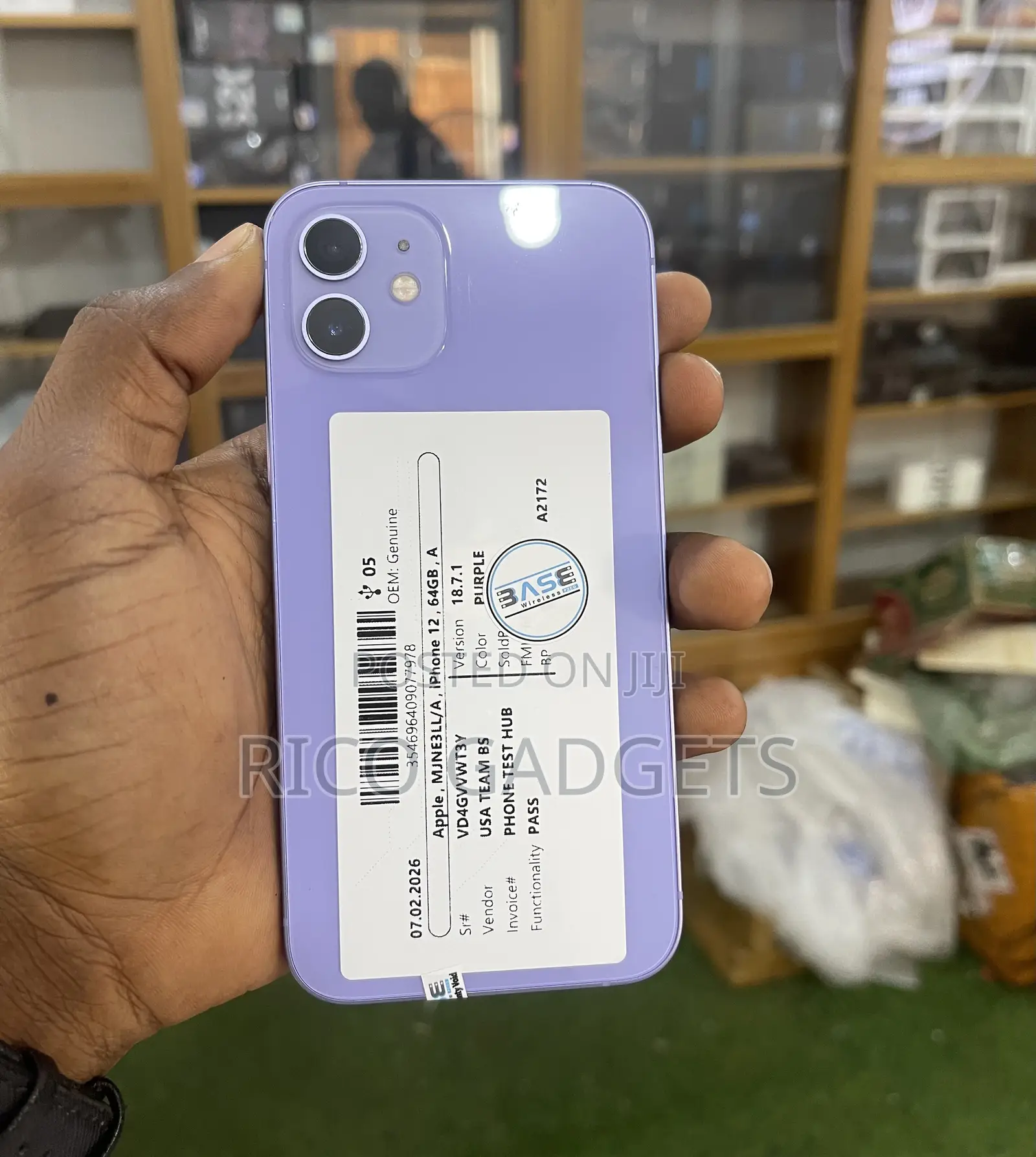 Apple iPhone 12 64 GB Purple