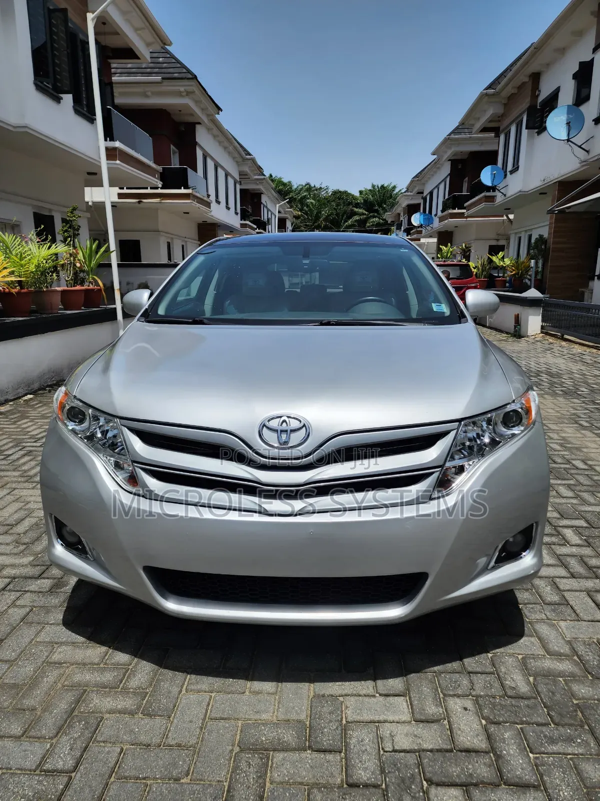 Toyota Venza 2010 Silver