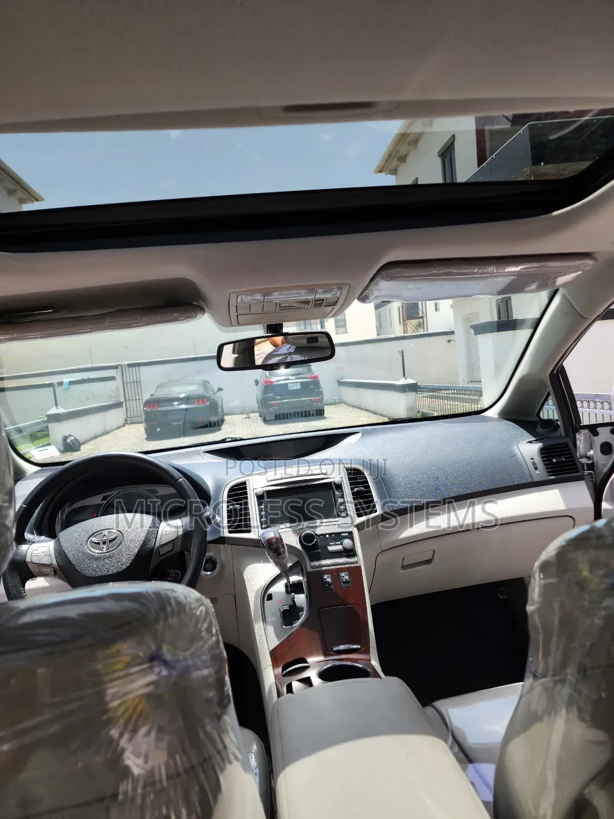Toyota Venza 2010 Silver