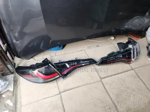 Rear and Booth Light 2023 HRV Usa Type