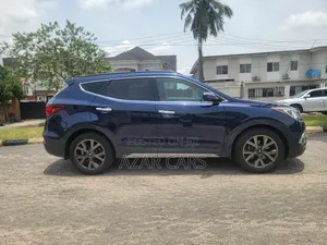 Hyundai Santa Fe SE AWD 2018 Blue