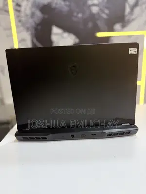 Laptop MSI GP66 LEOPARD 10UG 16GB Intel Core i7 SSD 1T