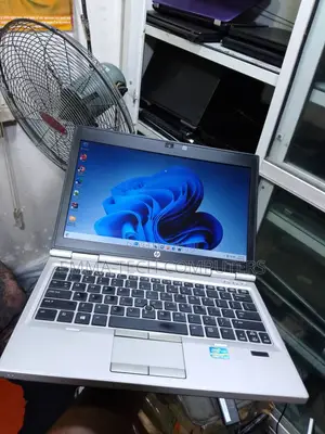 Laptop HP EliteBook 2570P 8GB Intel Core i7 HDD 500GB