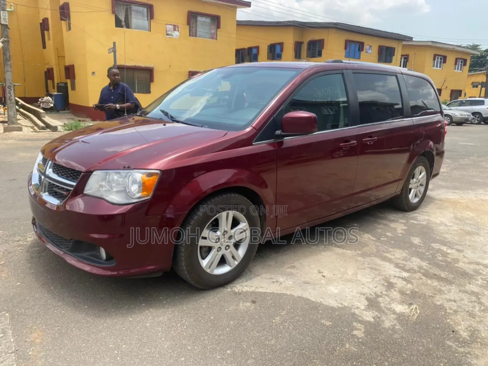 Dodge Caravan 2019 Red