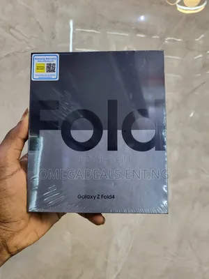 New Samsung Galaxy Z Fold4 256 GB
