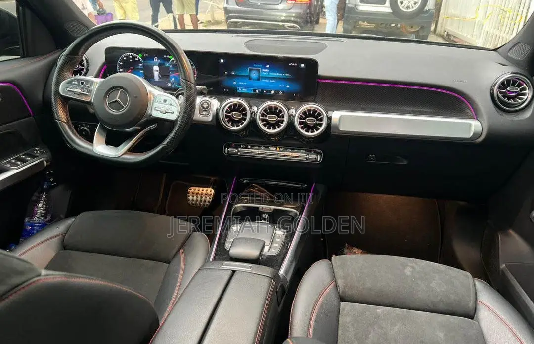 Mercedes-Benz GLB-Class 2023 Black